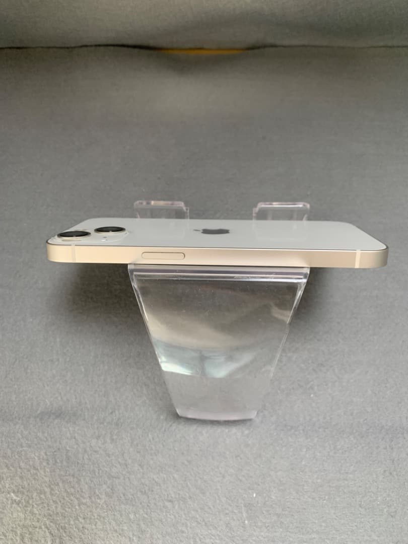 中古美品 国内版 SIMフリー iPhone13 128GB スターライト色