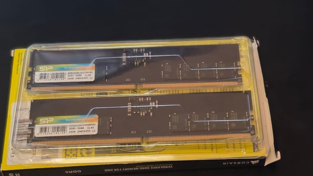 メモリー ddr5-5600 SP032GBLVU560F22 DDR5(2x16GB)