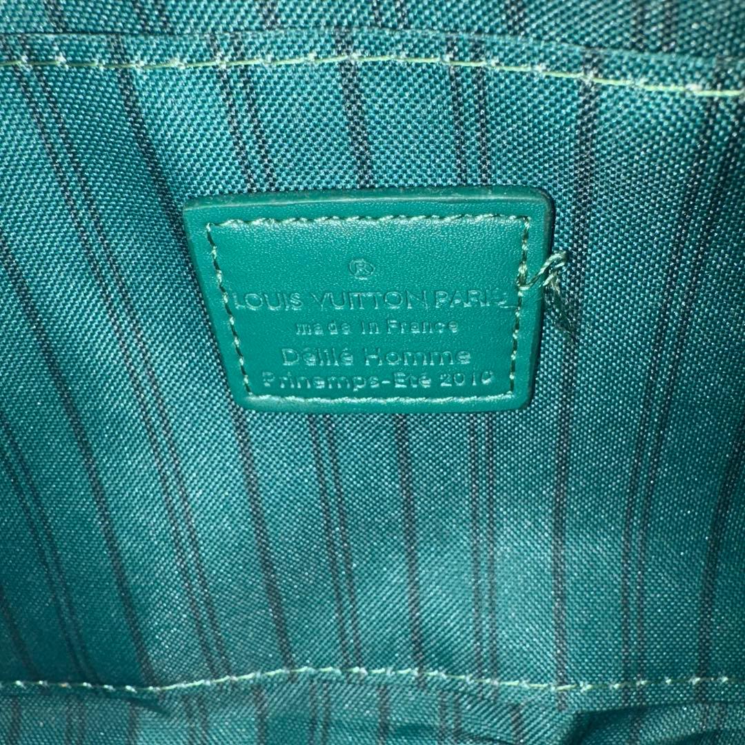 VUITTON ショルダーバック