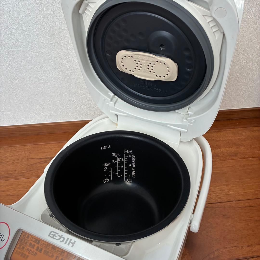 美品！ZOJIRUSHI 圧力IH炊飯ジャー 炊飯器 5.5合 NP-BG10