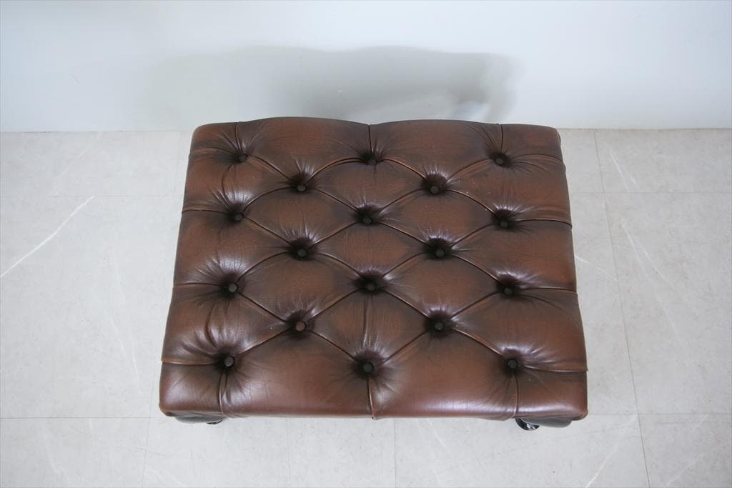 英国アンティークチェスターフィールドフットスツール/レザーオットマン(89-61
