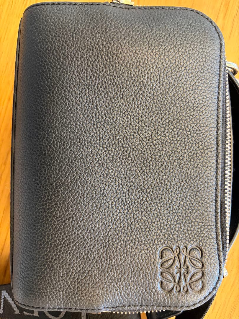 LOEWE ショルダーバック カメラバッグ