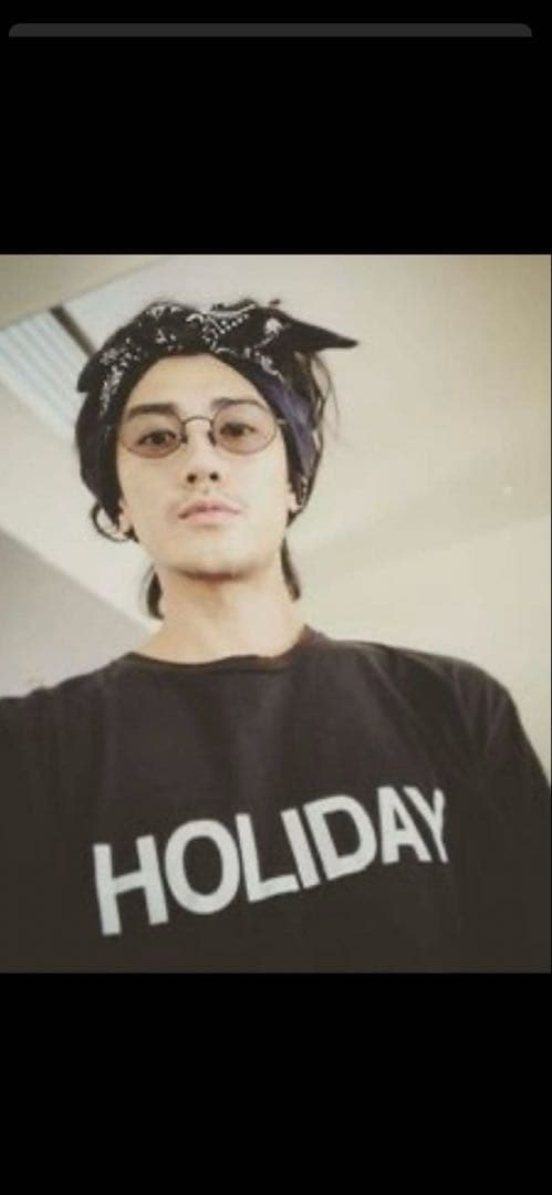 赤西仁　サングラス