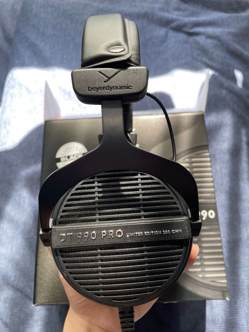 beyerdynamic DT990PRO Black Edition 250Ω