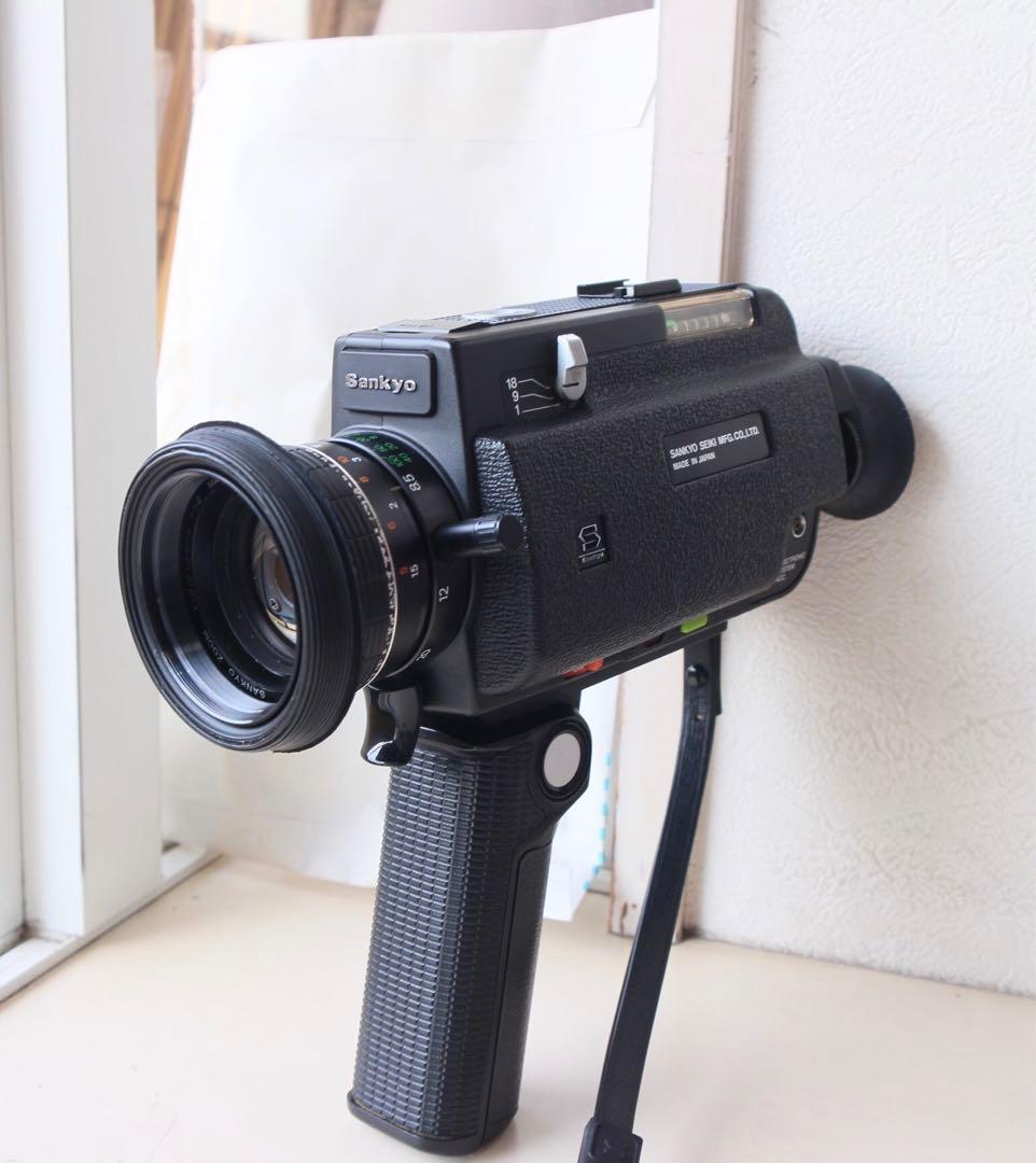 8mmフィルムカメラ　Sankyo ES-44XL 動作品　実写確認済み