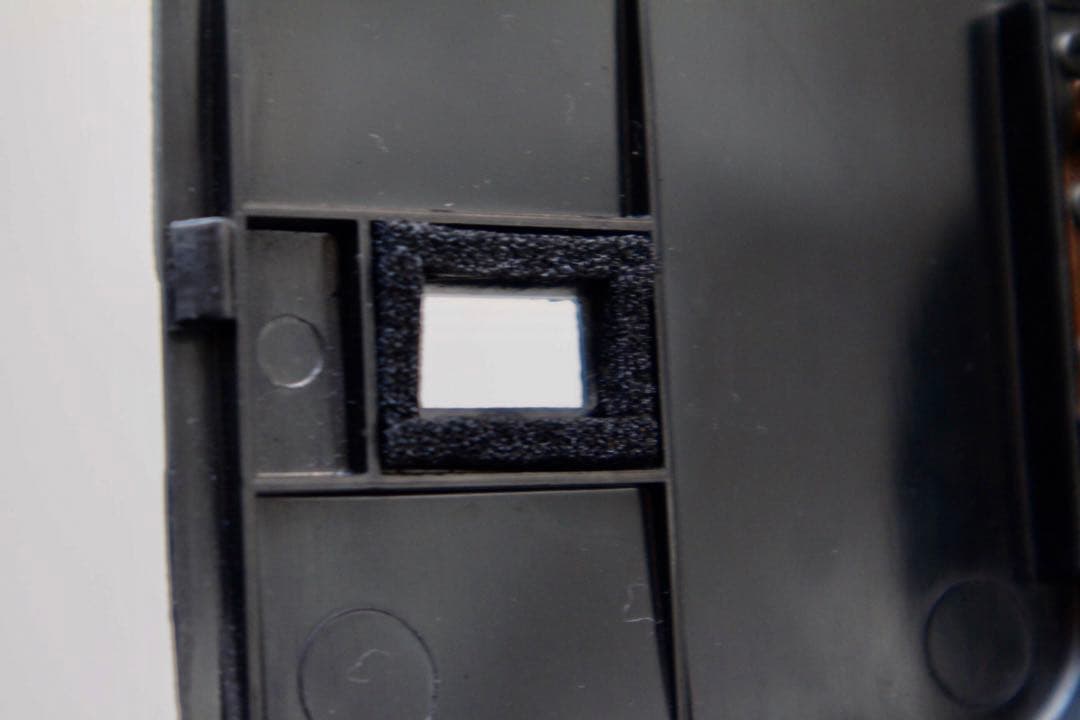 8mmフィルムカメラ　Sankyo ES-44XL 動作品　実写確認済み