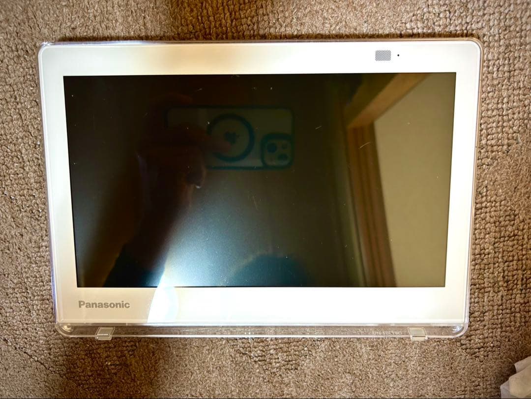Panasonic 10V型 ポータブル 液晶テレビ 防水 UN-10E10-W