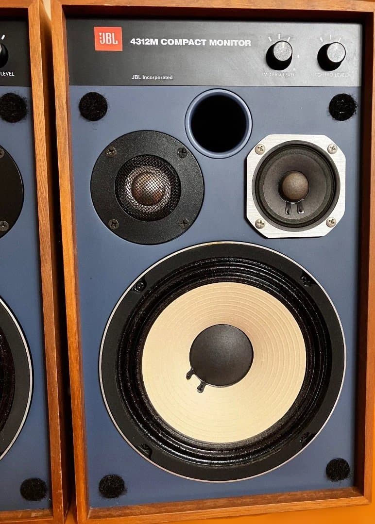 JBL 4312M コンパクトモニター　Fosi Audio BT10A アンプ