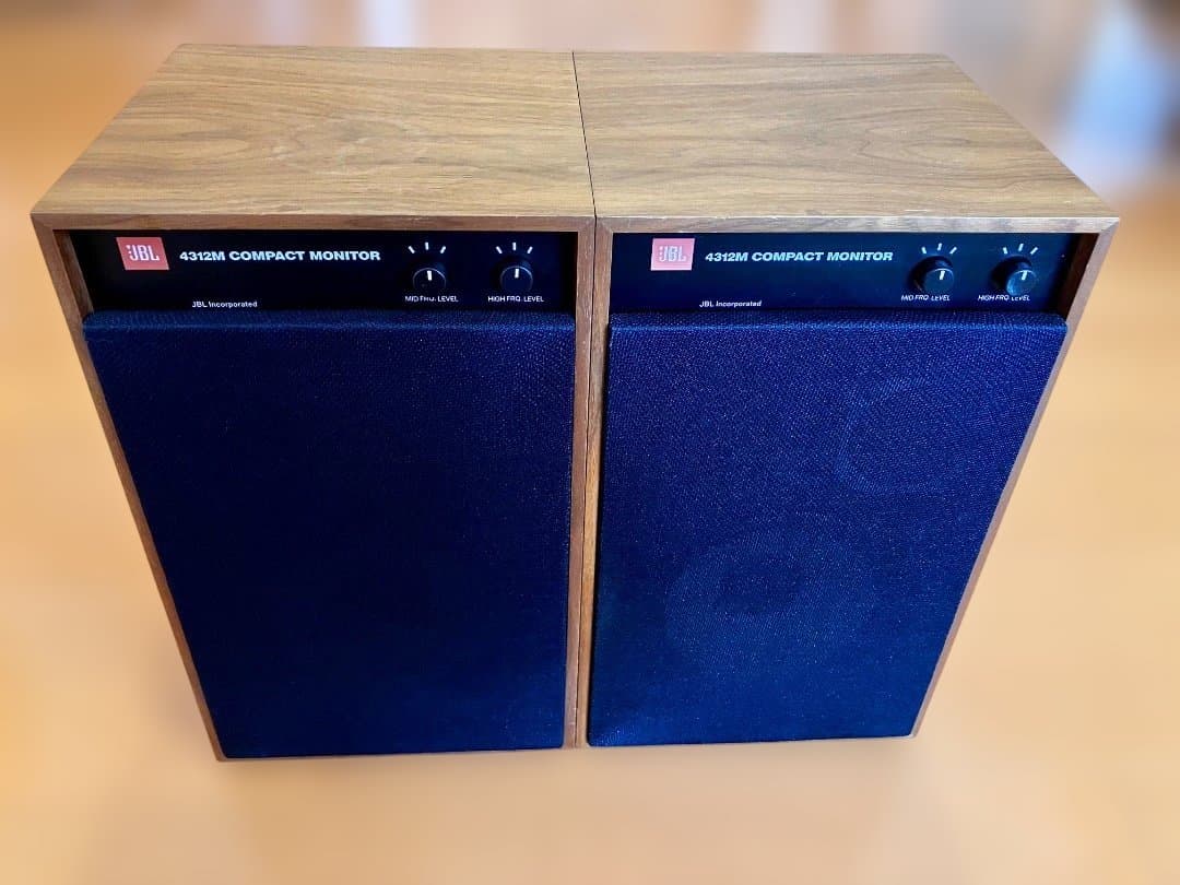 JBL 4312M コンパクトモニター　Fosi Audio BT10A アンプ