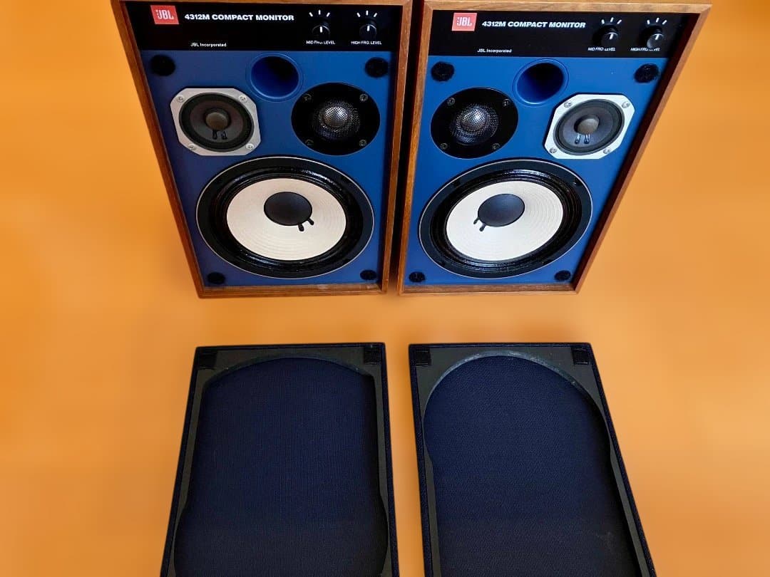 JBL 4312M コンパクトモニター　Fosi Audio BT10A アンプ