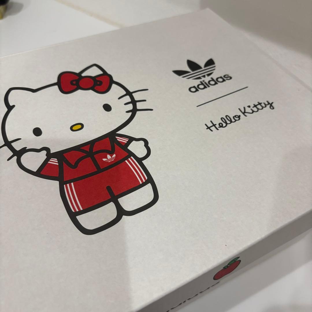 靴 Adifom Stan Smith Hello Kitty Mules