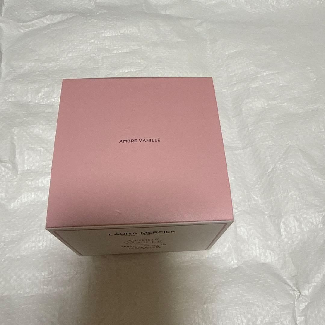 ローラメルシエ　アンバーバニラボディクリーム