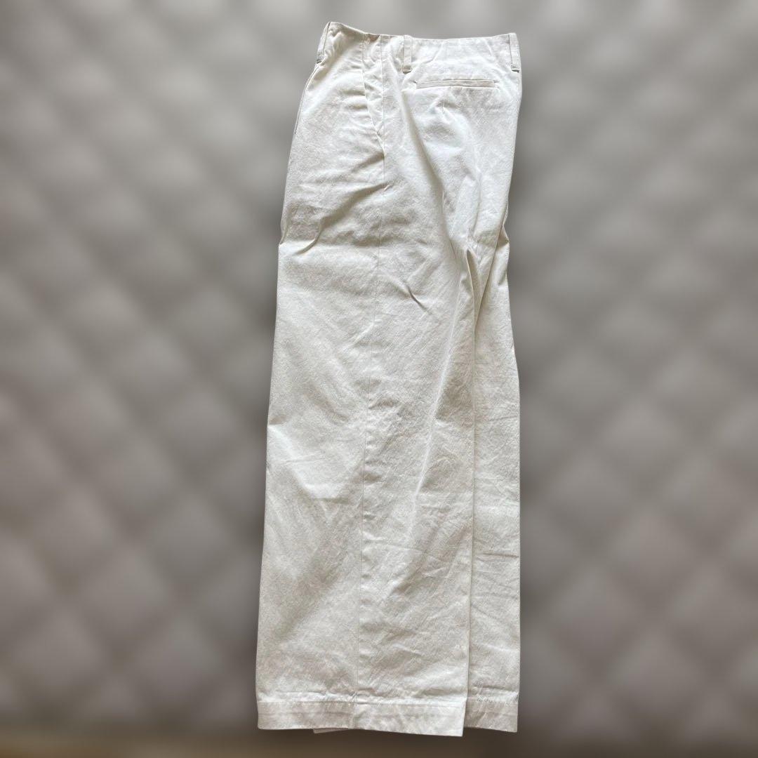 ジュライナイン チノパン