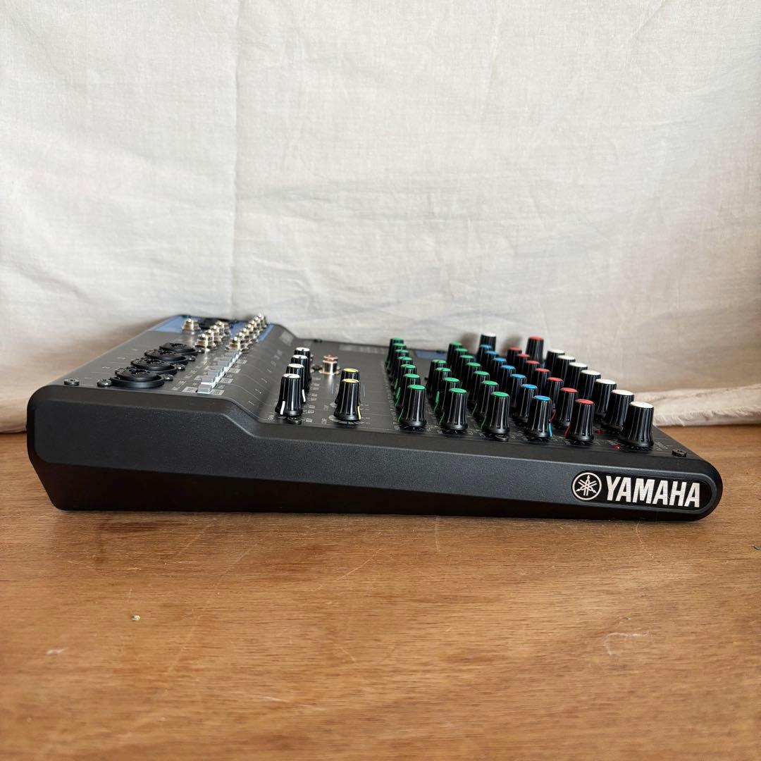 Yamaha MG10 アナログミキサー