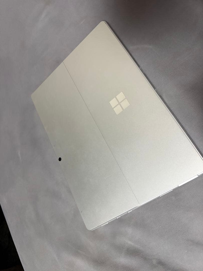 w*o様 surface pro 8 8pn-00010 i5/8g/256gb