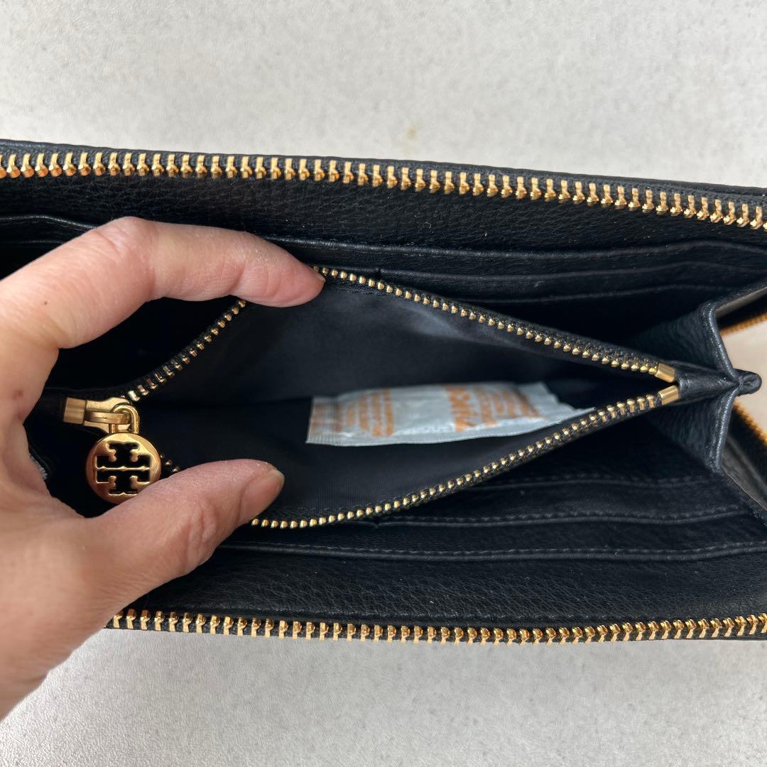 Tory Burch ブラックレザー 長財布