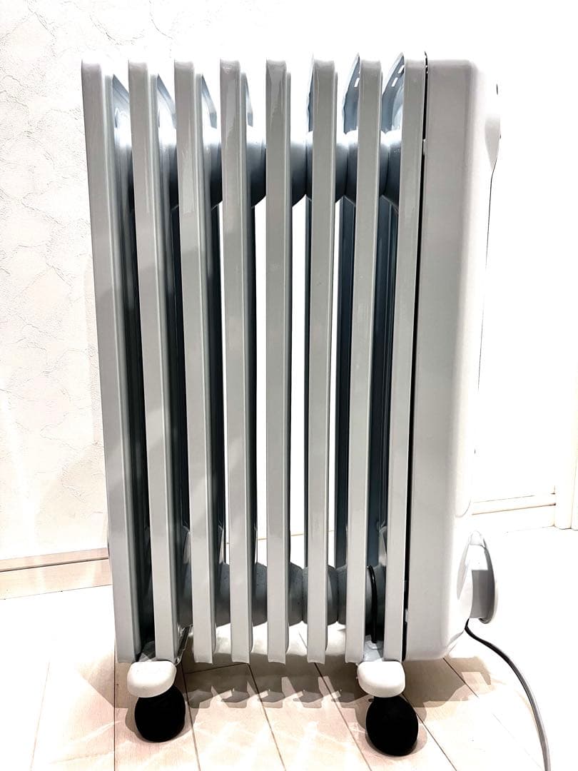 DeLonghi デロンギ オイルヒーター JRE0812