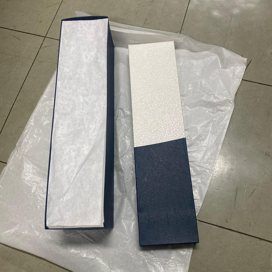 掛け軸　工房　かさ音　ろうけつ染め　染め物　麻