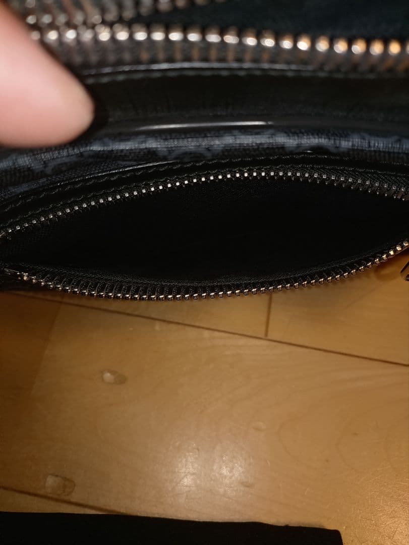 グッチ ショルダーバッグ