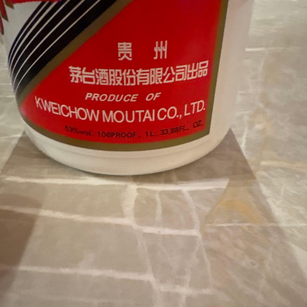 【高級酒、元値10万】茅台酒 焼酎 1リットル　1ML 2024年