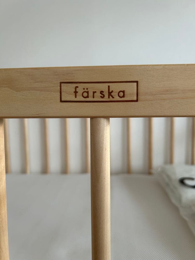 み*ほ様 färska ベッドサイドベッド　木製ベビーベッド マットレス付き