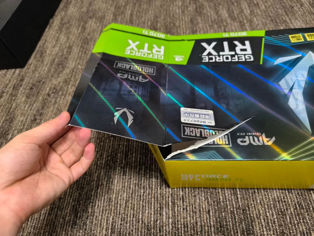 ZOTAC GAMING GeForce RTX 3070 Ti（外箱破れあり）