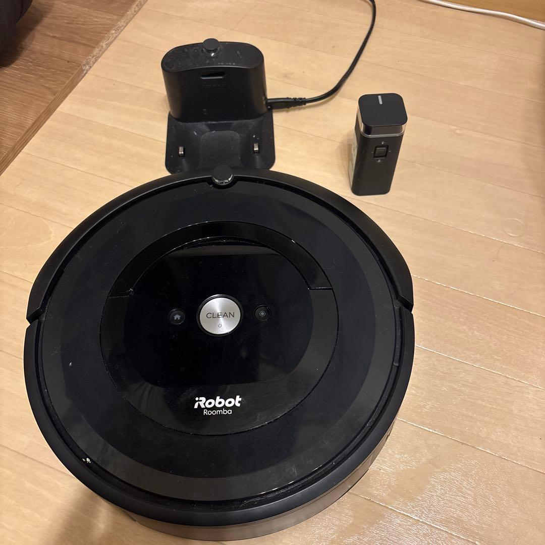iRobot Roomba e5自動掃除機 ブラックモデル付属品付き 状態良好