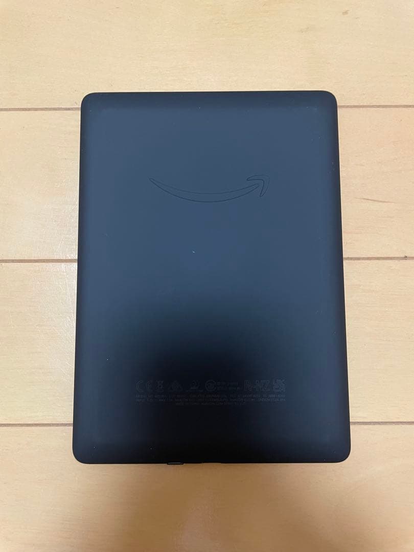 Kindle Paperwhite (8GB) 11世代 広告あり 純正ケース付