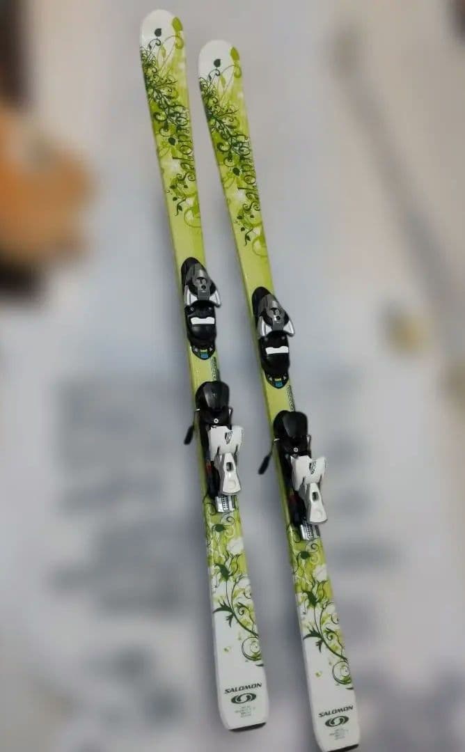 スキーセット　Salomon スキー板　ロシニョールブーツ　レディース