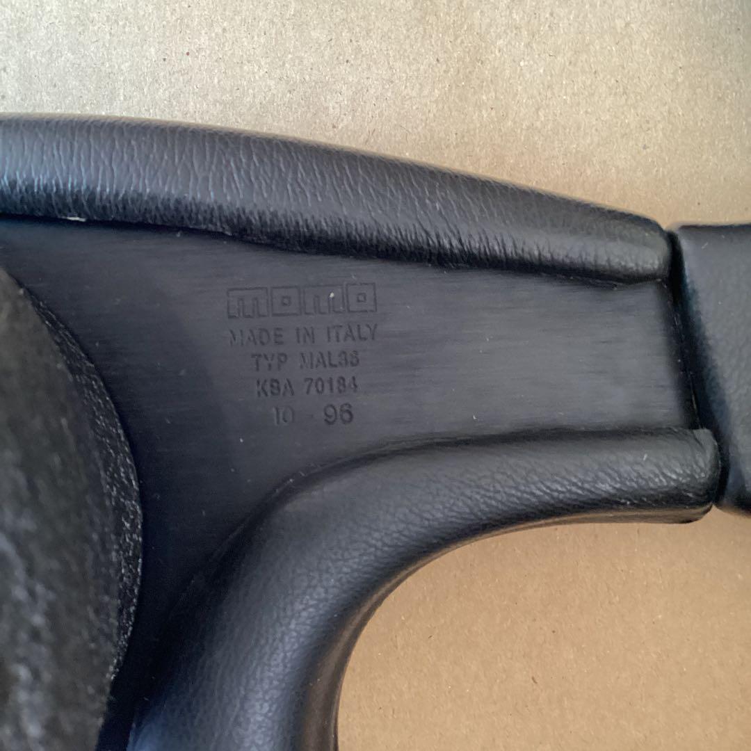 momo スポーツステアリング MAL36 イタリア製