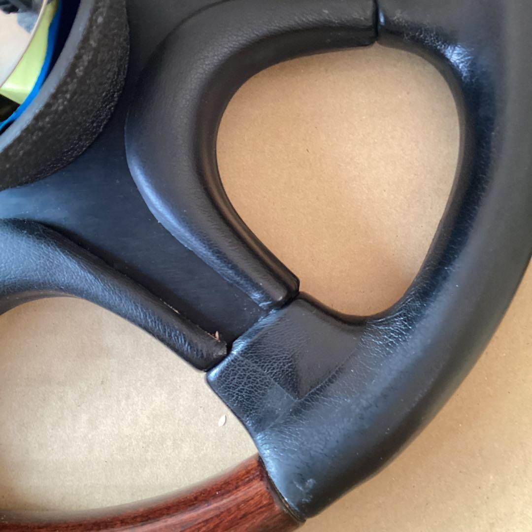 momo スポーツステアリング MAL36 イタリア製