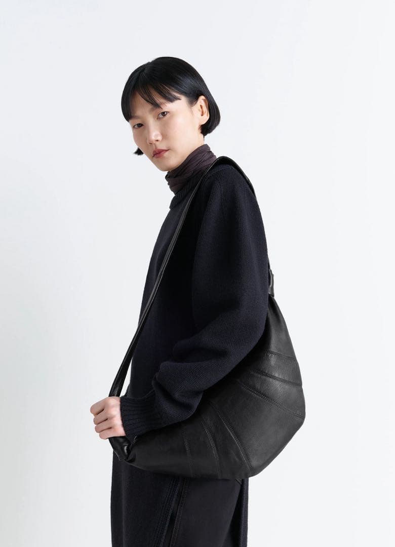 バッグ LEMAIRE MEDIUM CROISSANT BAG BLACK