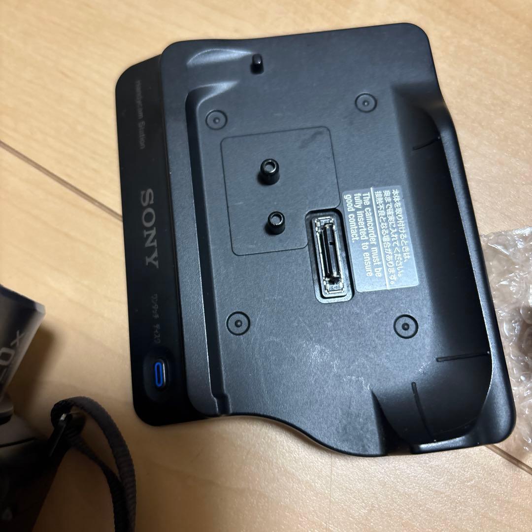 SONY HANDYCAM HDR-SR８ビデオカメラ