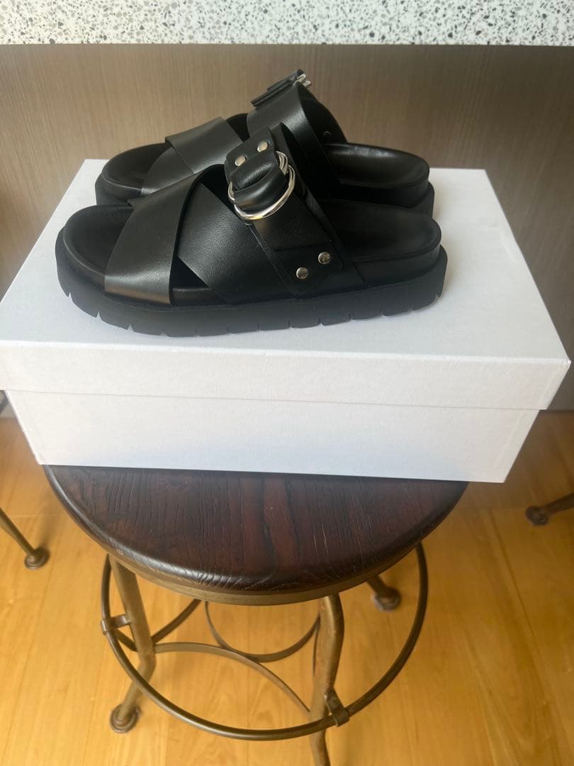 ピエールアルディ　クロスライドサンダルブラック36