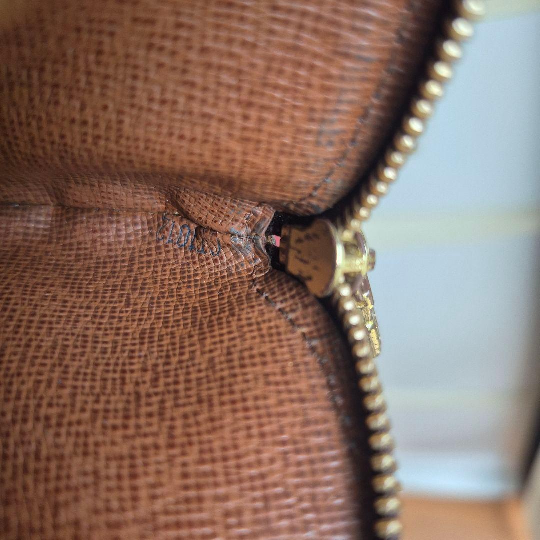 【美品】ルイヴィトン モノグラム ポルトモネロン ケース