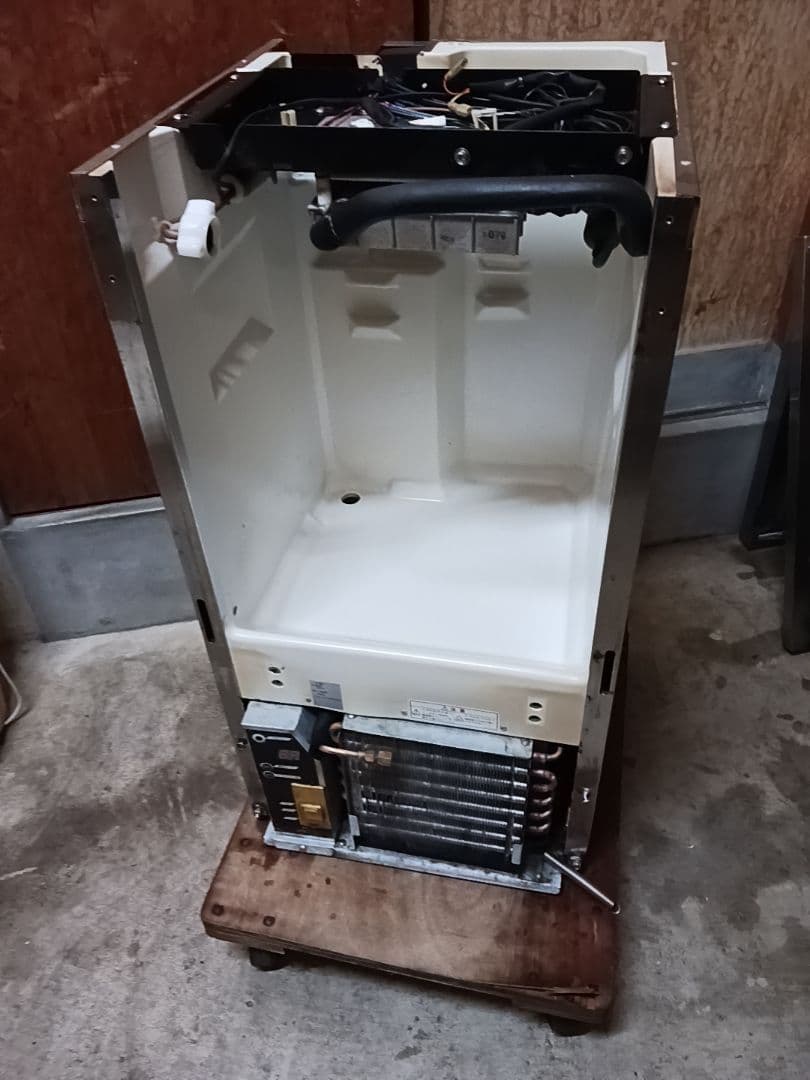 ダイワ　業務用製氷機　DRI-25LME