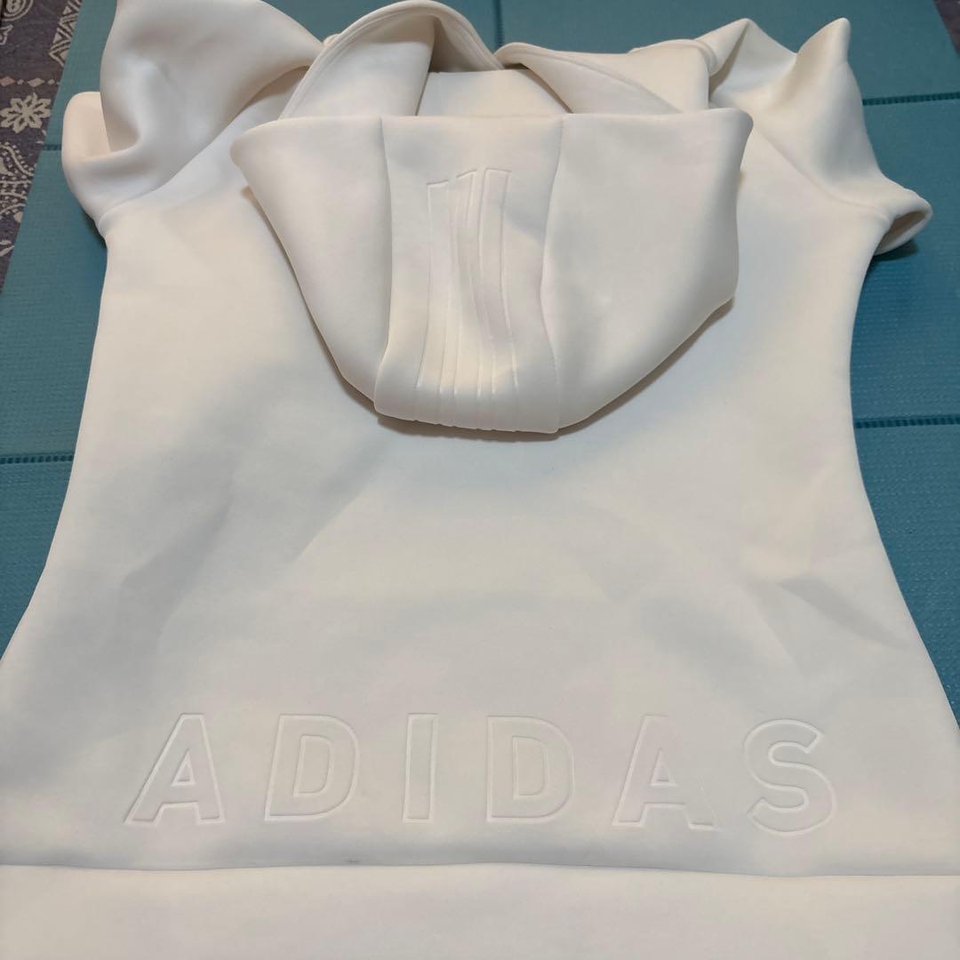 ADIDAS ゴルフ ダンボールフーディ・スカートMセット