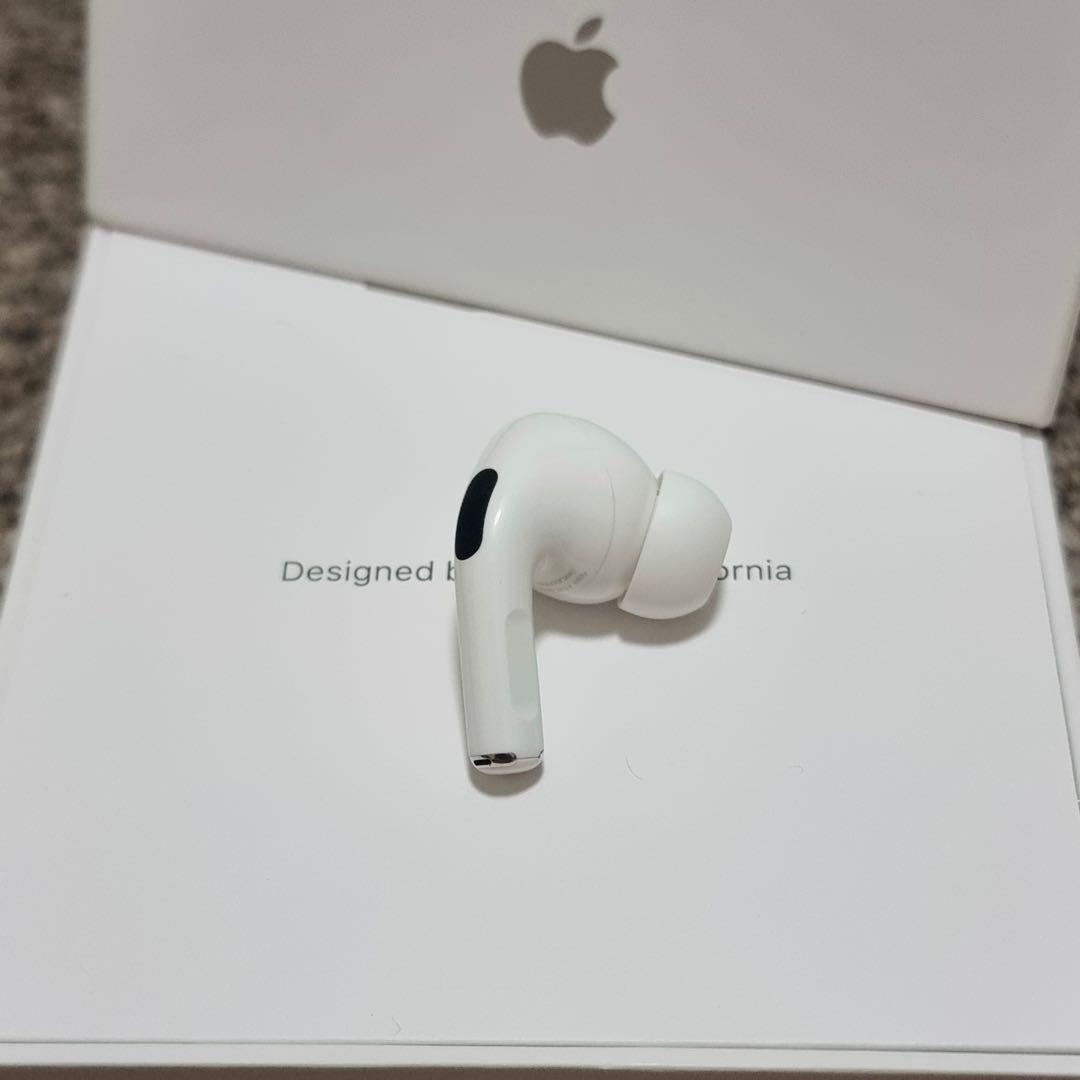Airpods Pro 2 第二世代　イヤホン　片側　右耳 R側　USB-C 8