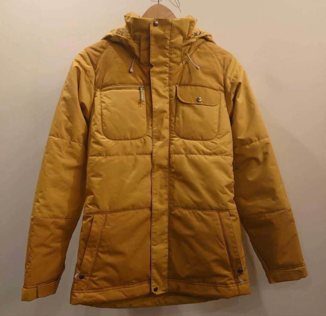 未使用品！パタゴニア　イエローフード付きスノーボードジャケット　サイズXS