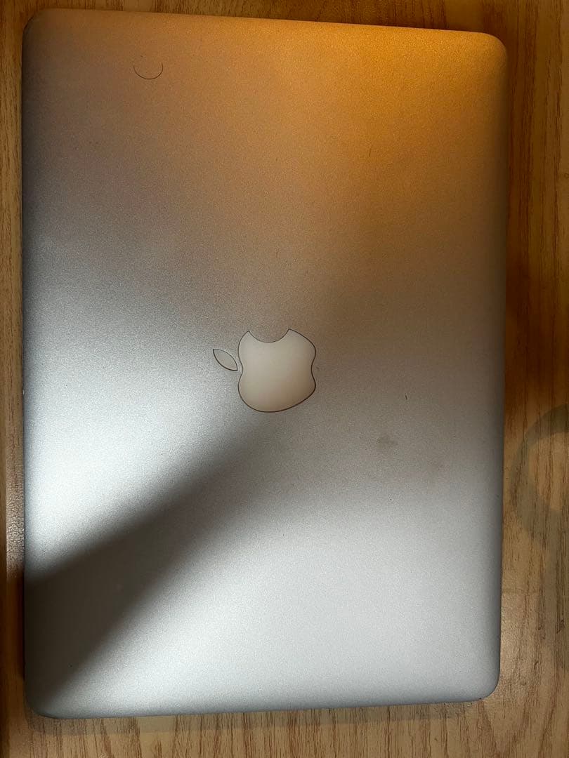 Apple MacBook シルバー 本体 充電器つき