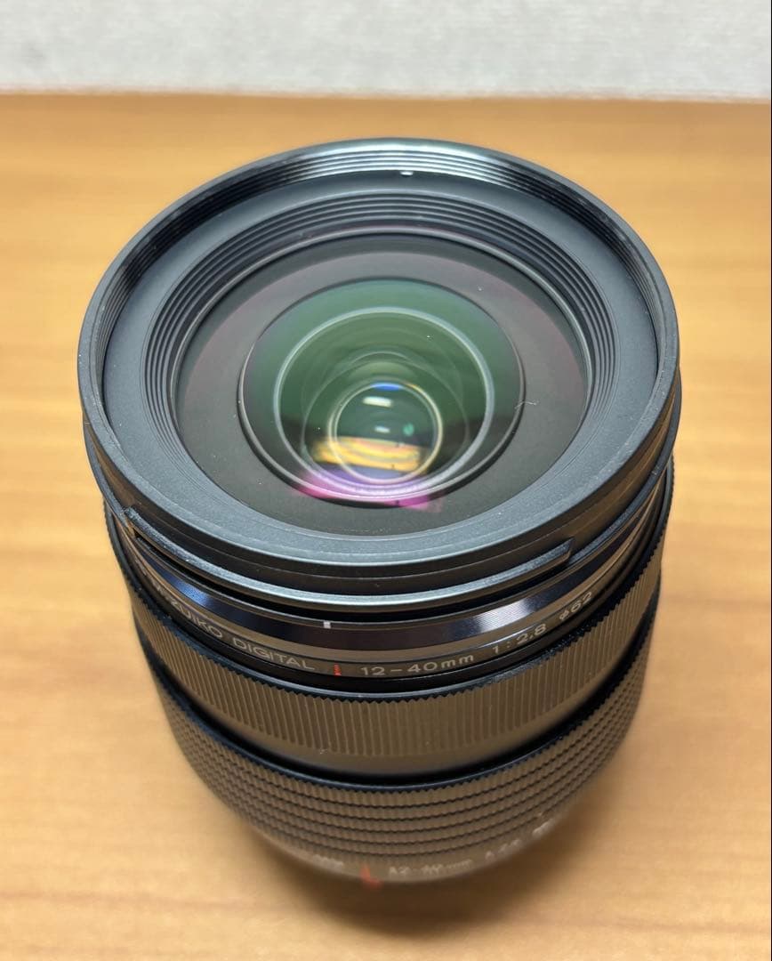 OLYMPUS M.ZUIKO 12-40mm f/2.8 PRO フィルタ付き