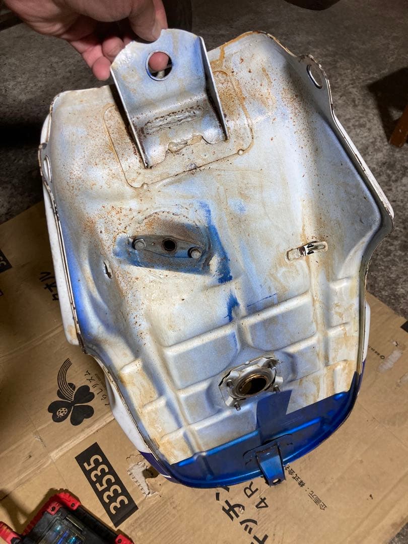 CBR400F用オリジナルガソリンタンク