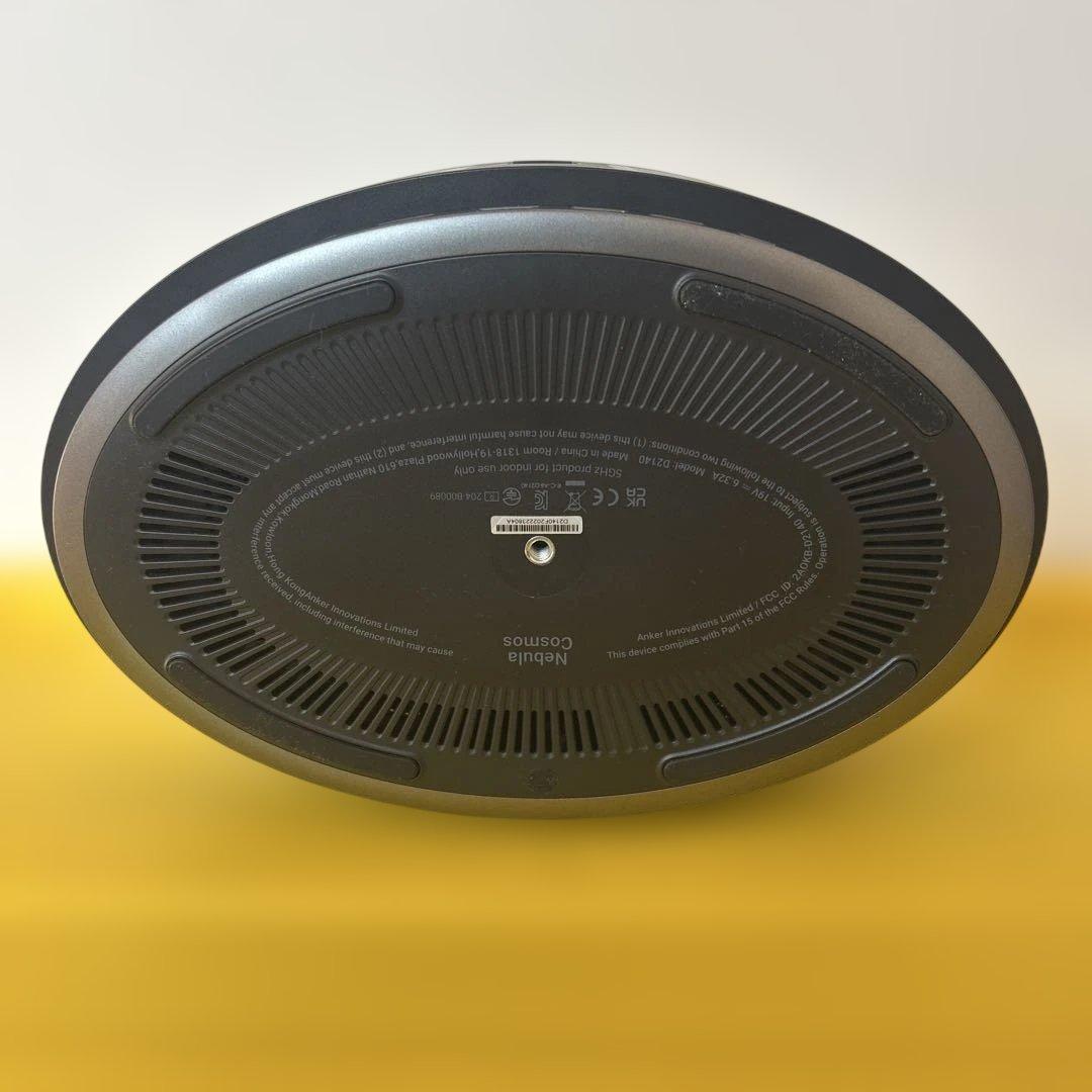 Anker NEBULA フルHD プロジェクター 本体