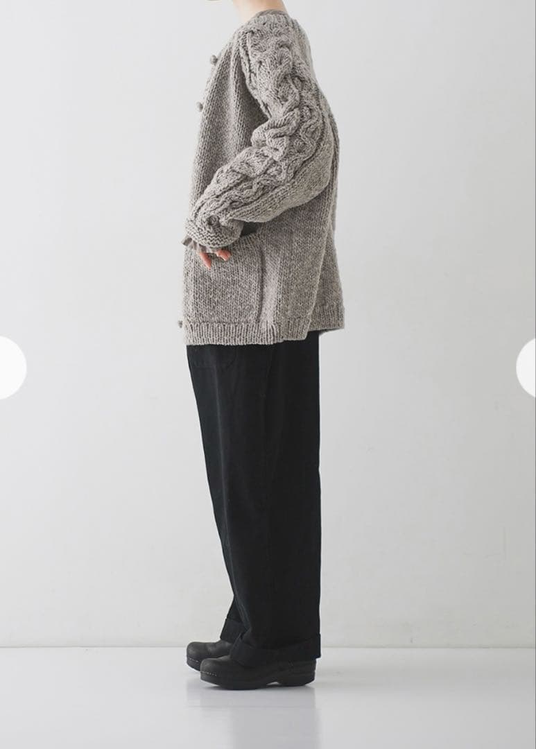 naoko。今季 ネストローブ ペルーケーブルスリーブニットカーディガン