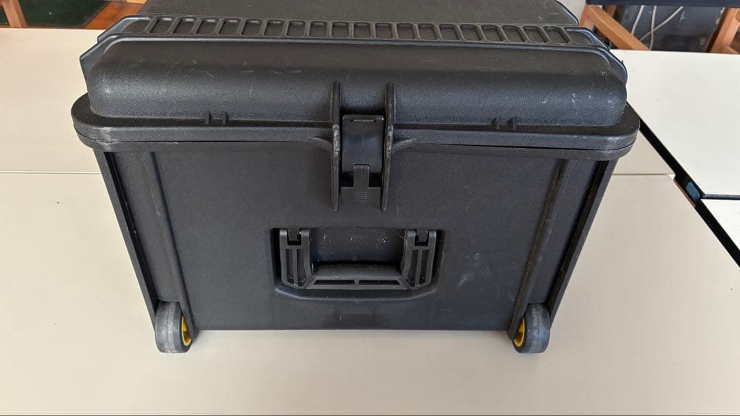 Atomos Sumo19 液晶モニター　 中古　ケース付き