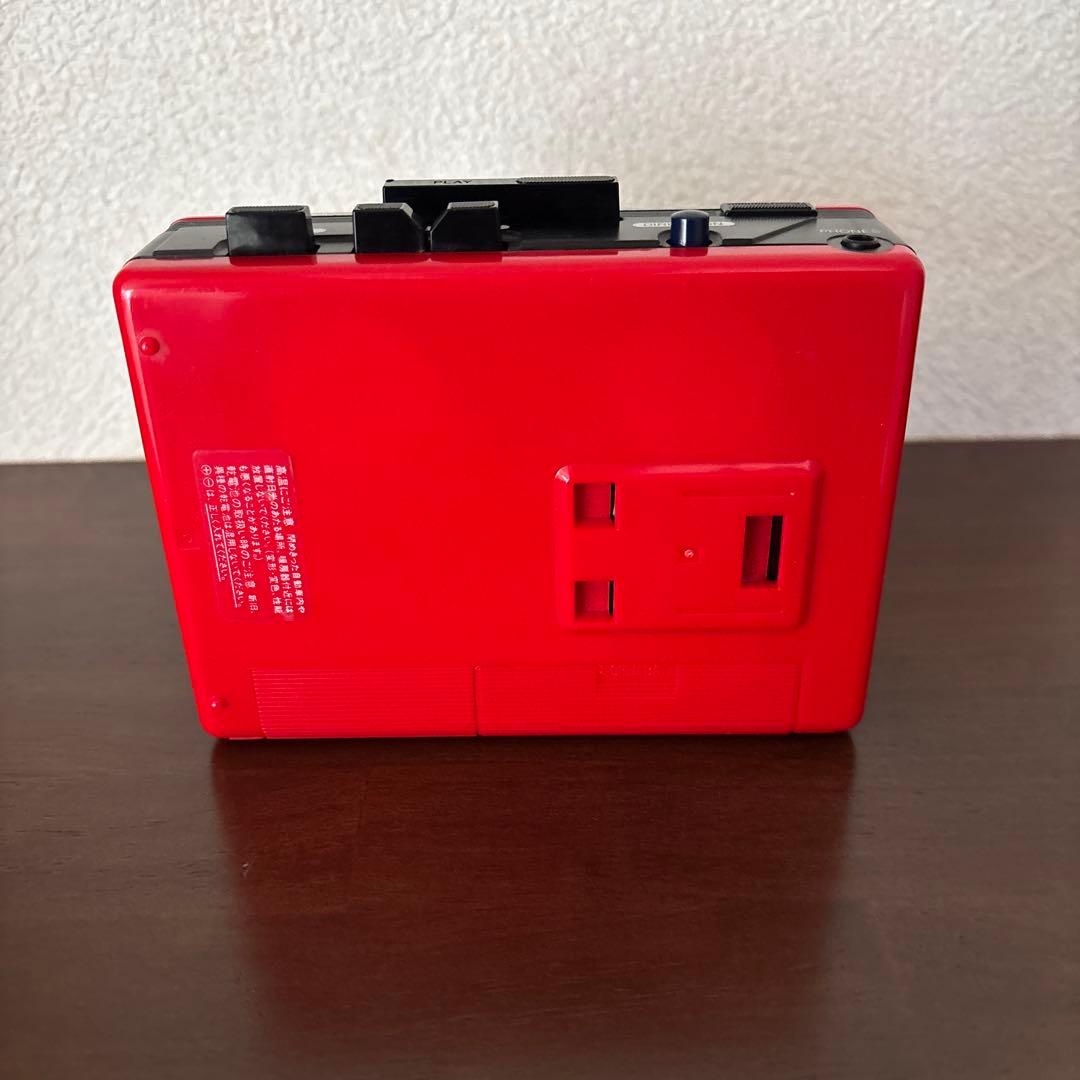 ★人気色レッド★ National カセットプレーヤー　RQ-J8