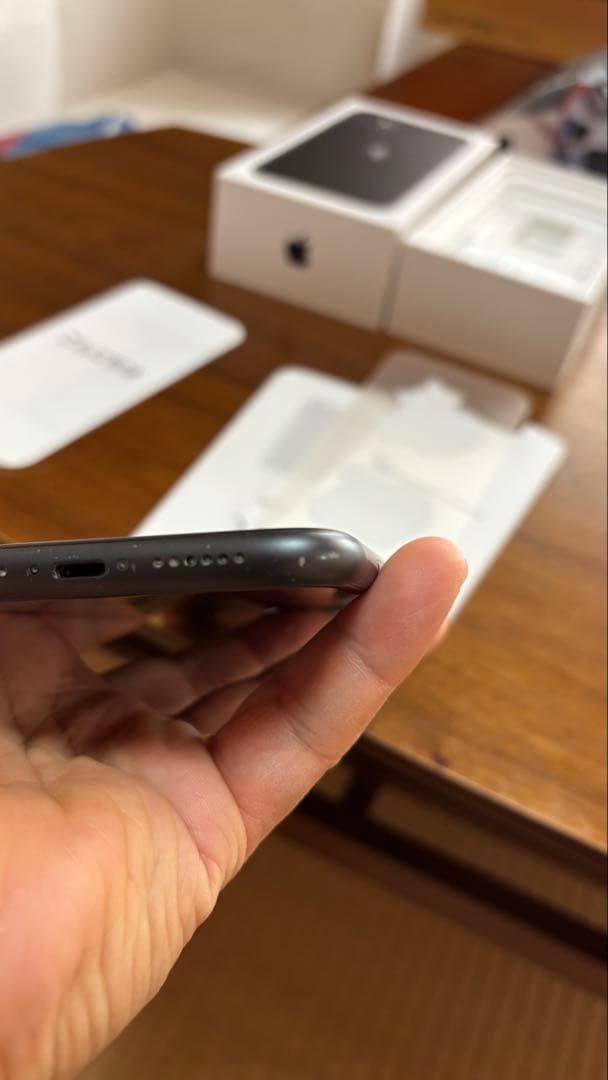 Apple iPhone 11 本体 ブラック 付属品あり