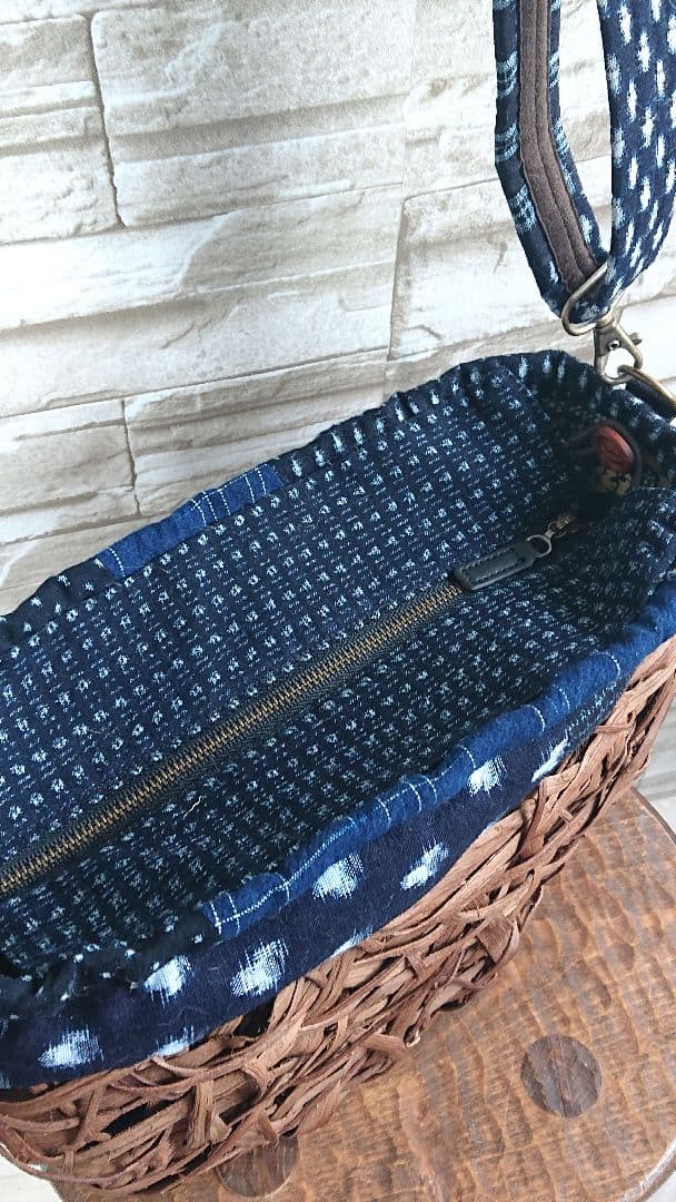 山葡萄ラウンド型ショルダー//斜め掛けbag