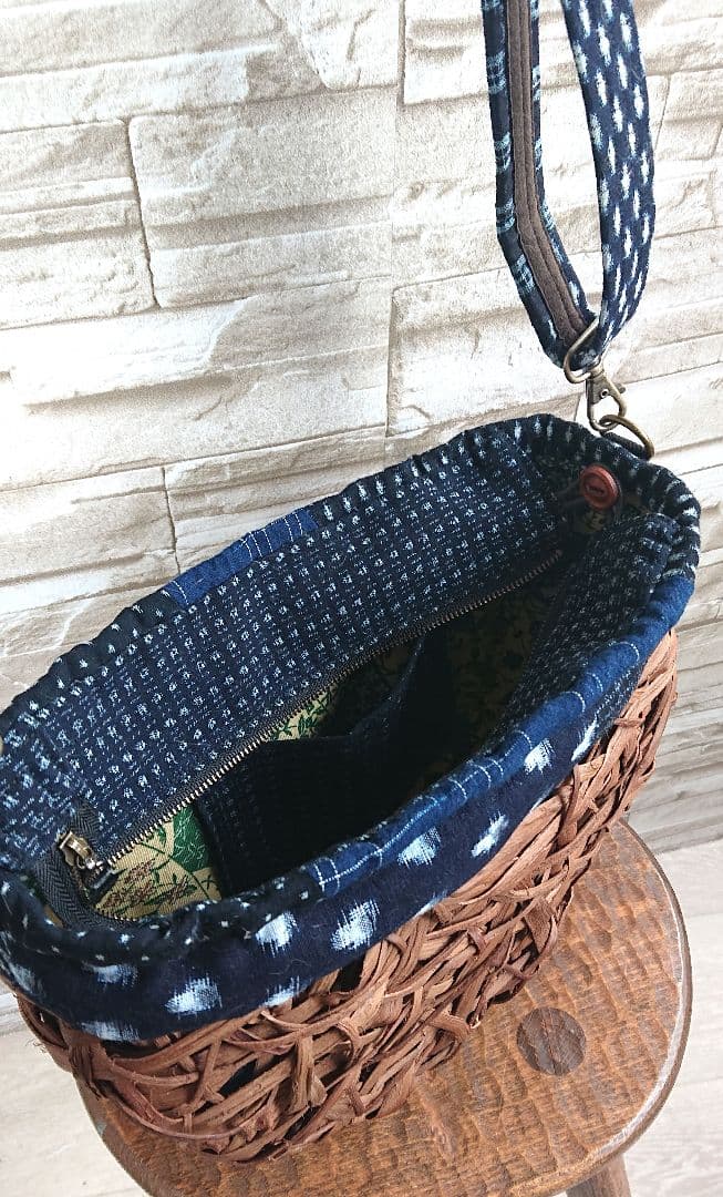 山葡萄ラウンド型ショルダー//斜め掛けbag