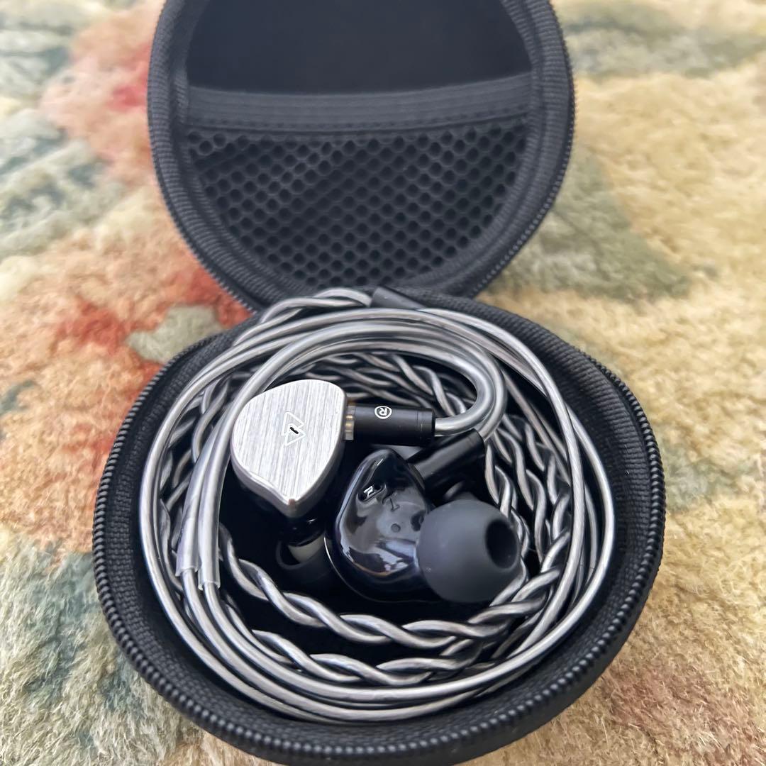 ほぼ新品‼︎ BQEYZ BQ10 収納ケース付き